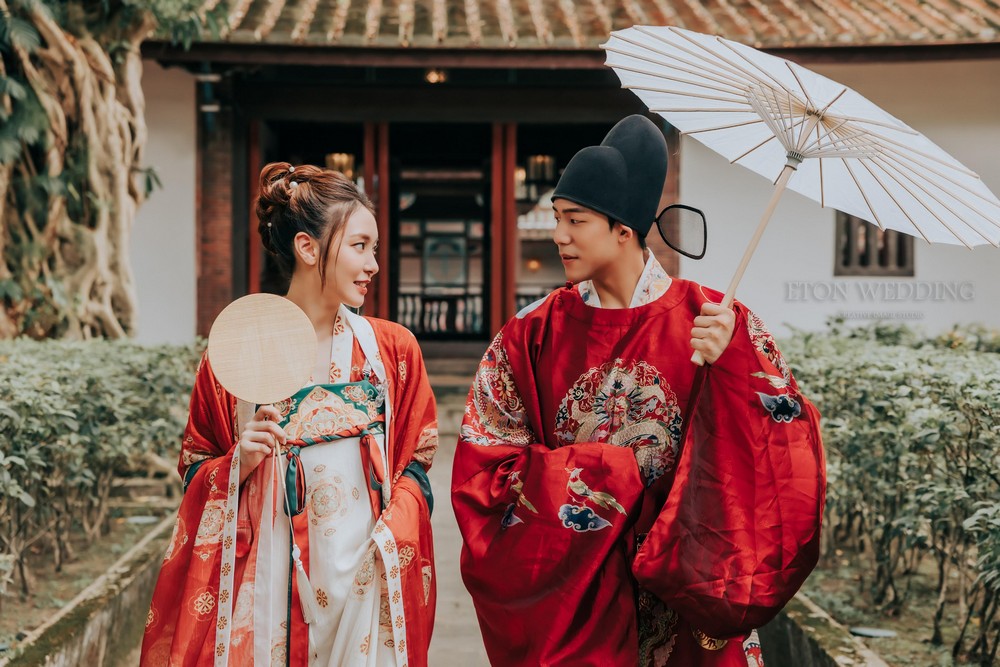 漢服婚紗,古裝婚紗,中式婚紗,婚紗照,漢婚服,鳳冠霞披,龍鳳掛,秀禾服,旗袍,婚紗攝影,婚紗包套,自助婚紗,宴客禮服,文定禮服,漢服,古裝,古偶