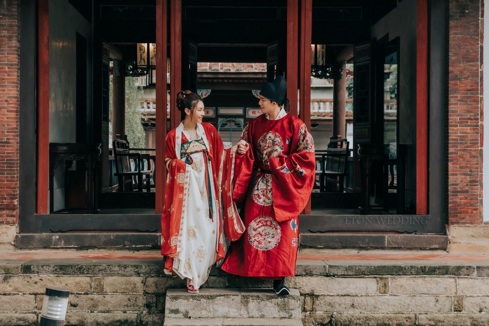 漢服婚紗,古裝婚紗,中式婚紗,婚紗照,漢婚服,鳳冠霞披,龍鳳掛,秀禾服,旗袍,婚紗攝影,婚紗包套,自助婚紗,宴客禮服,文定禮服,漢服,古裝,古偶