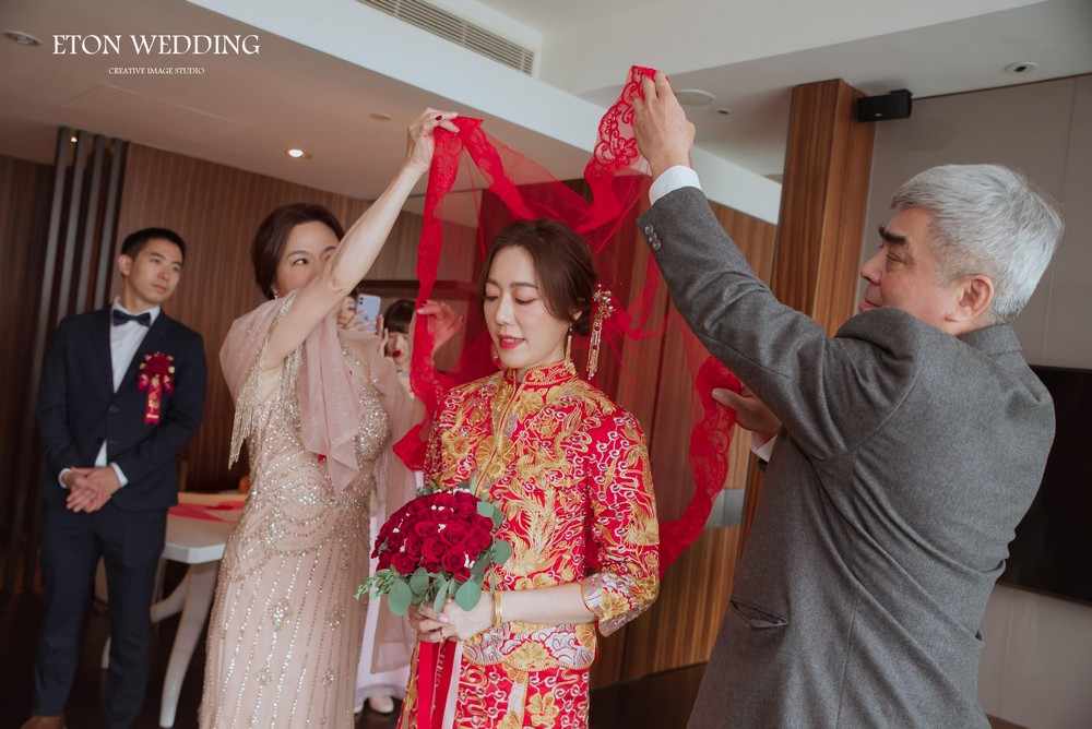 漢服婚紗,古裝婚紗,中式婚紗,婚紗照,漢婚服,鳳冠霞披,龍鳳掛,秀禾服,旗袍,婚紗攝影,婚紗包套,自助婚紗,宴客禮服,文定禮服,漢服,古裝,古偶